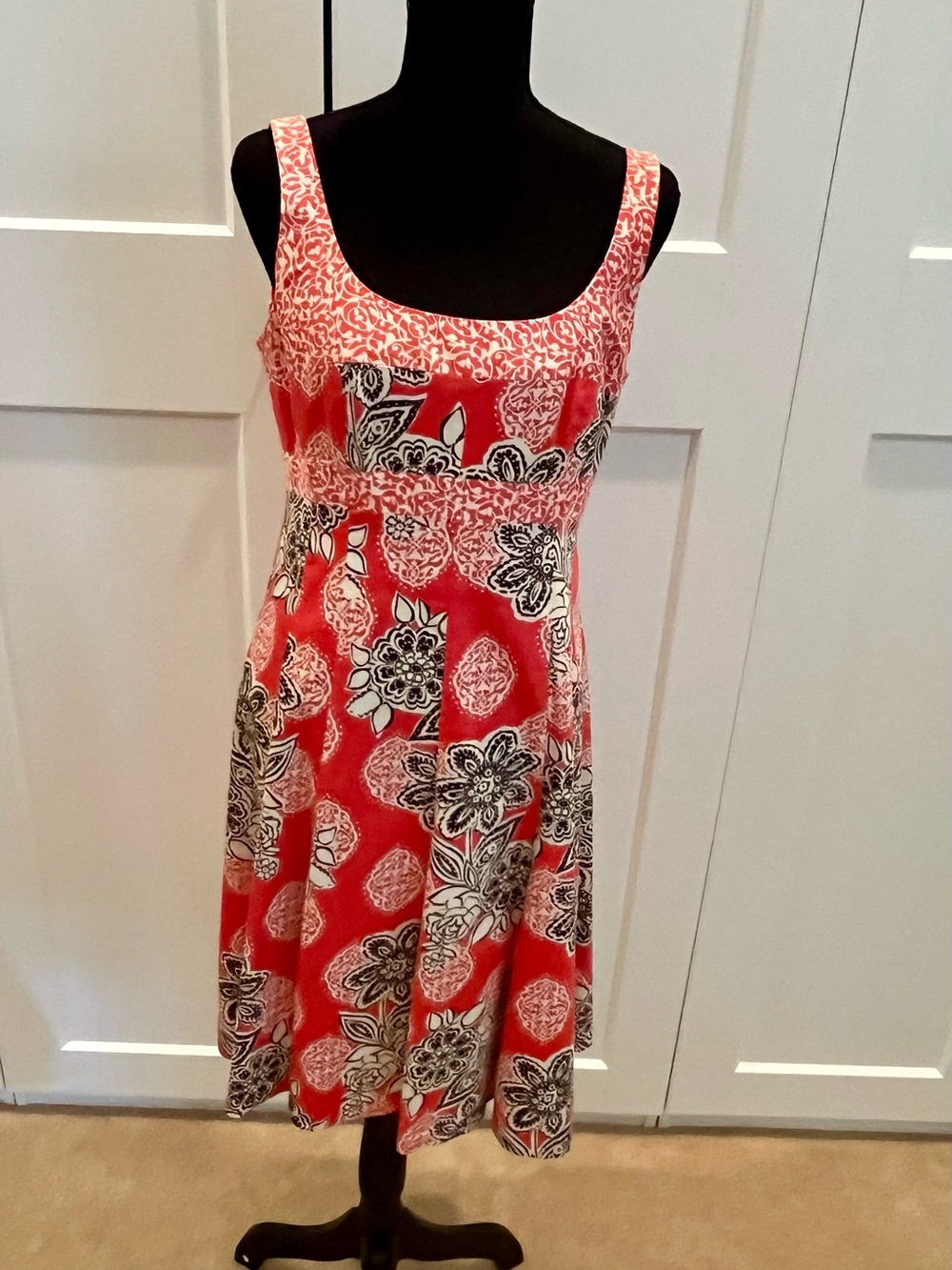 Jones Wear Coral & Black Floral Fit-n-Flare Midi Dress Summer Cottagecore Size 8